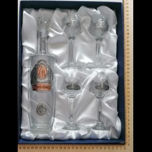 Italos üveg szett fémcímkével bársony dobozzal -