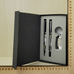 2 db toll + kulcstartó szett -