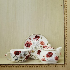 Porcelán teás szett díszdobozban